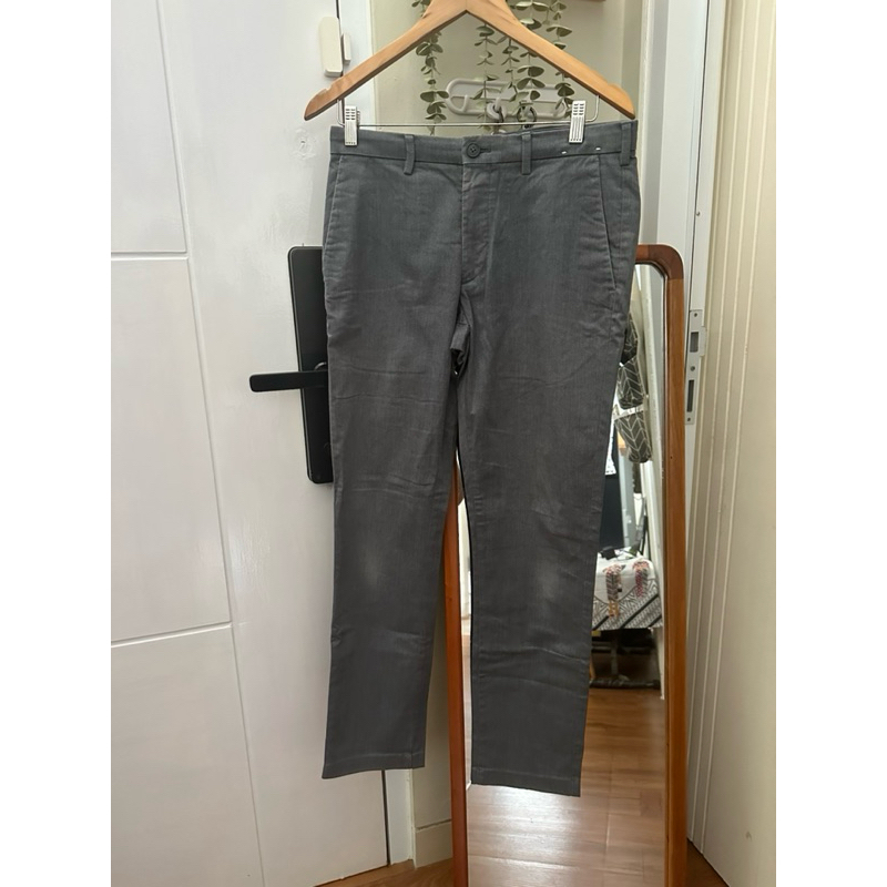 Celana Panjang Pria Uniqlo - Grey