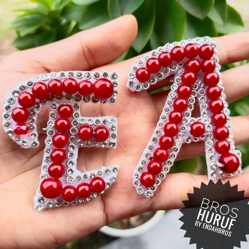 Bros Dada Huruf Mutiara Merah Bros Bahu Huruf Hijab Bros Dada Cantik bros handmade