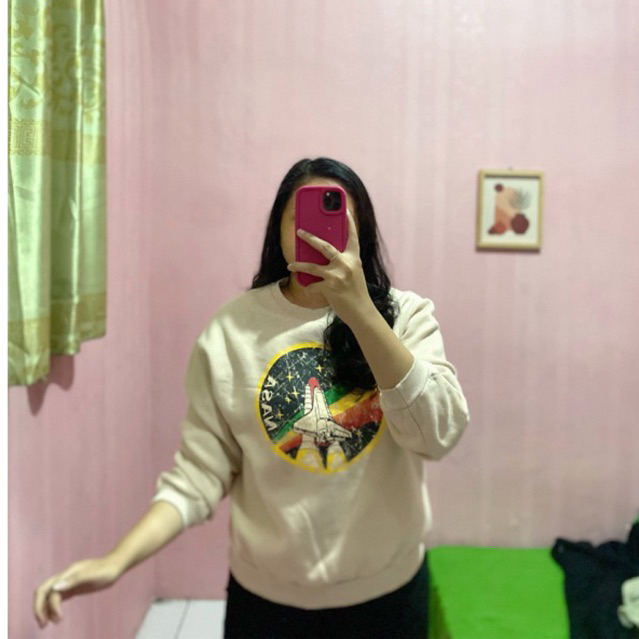 preloved crewneck
