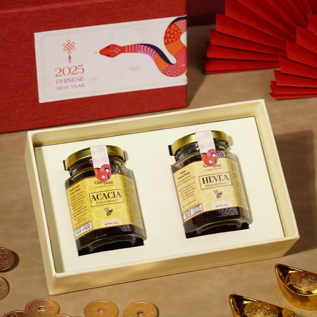 

YUE Hampers Tahun Baru Imlek 2025 Madu Bumbu Sambal Selai by Chef Ivan