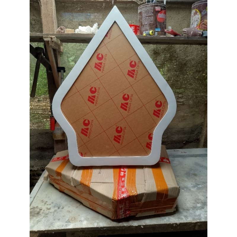 figura mahar gunungan wayang 50x60 cm