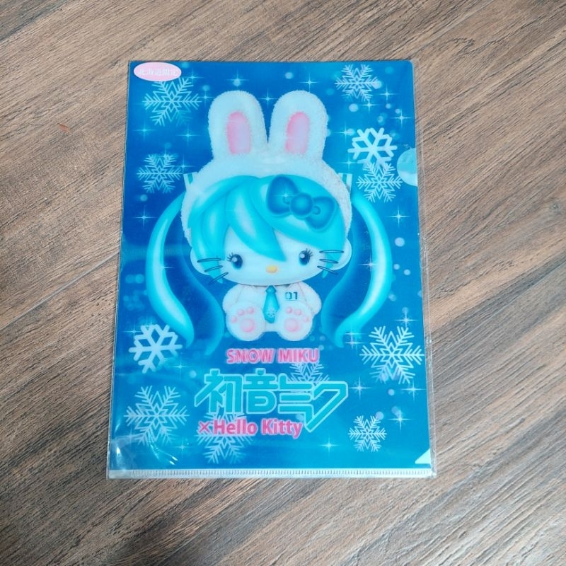 

Business file / folder / clear map Hello Kitty snow miku Japan