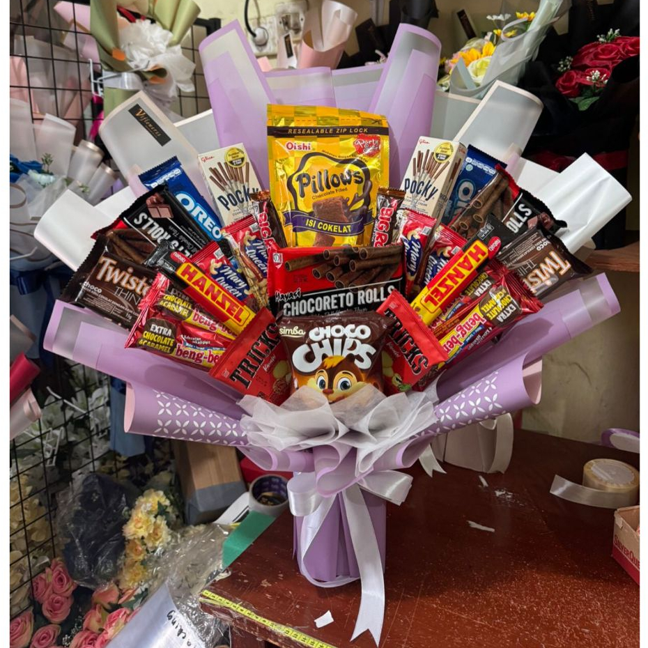 

Buket snack premium large / buket snack bandung / buket ulang tahun / buket wisuda bandung / buket snack besar