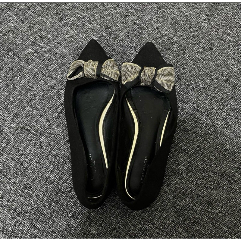 flatshoes hitam urban n co