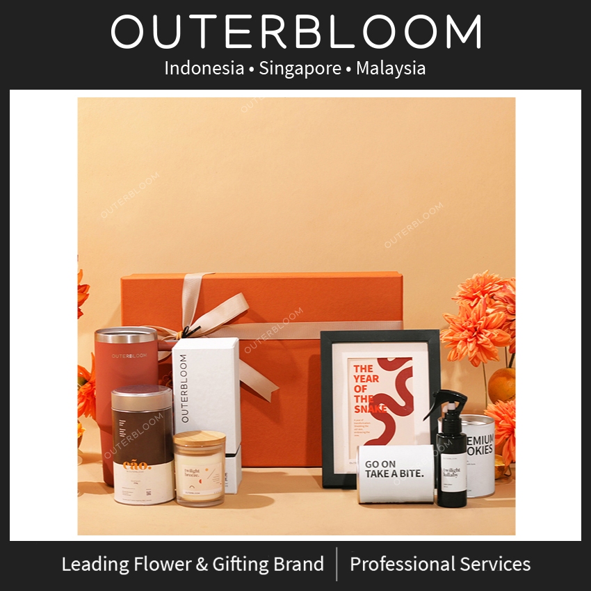 

Parcel Imlek - Outerbloom Fortune Serene Hampers