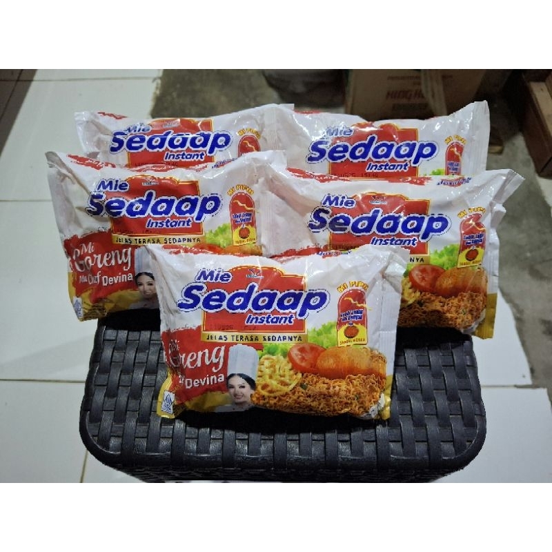 

Mie Sedap Goreng Devina 93gr 5 Pcs