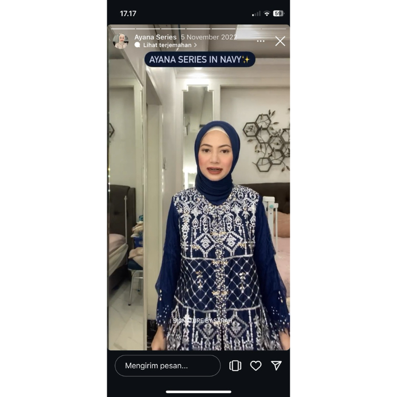 preloved baju sarah the label ( ayana series warna navy )