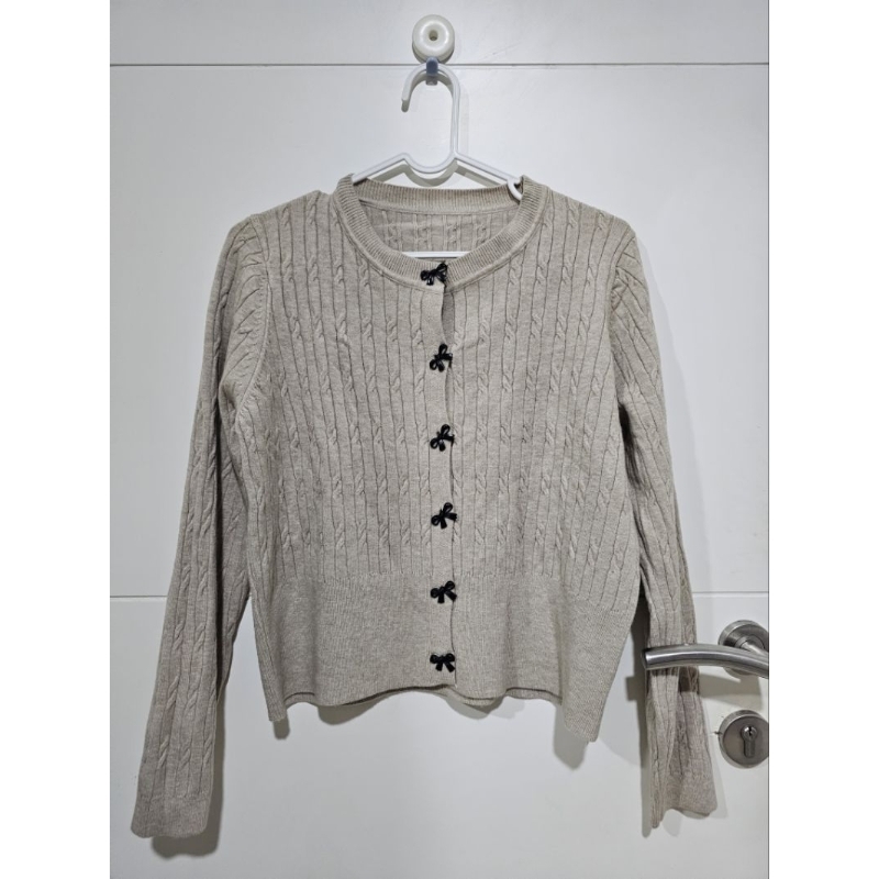 Light grey knit cardigan
