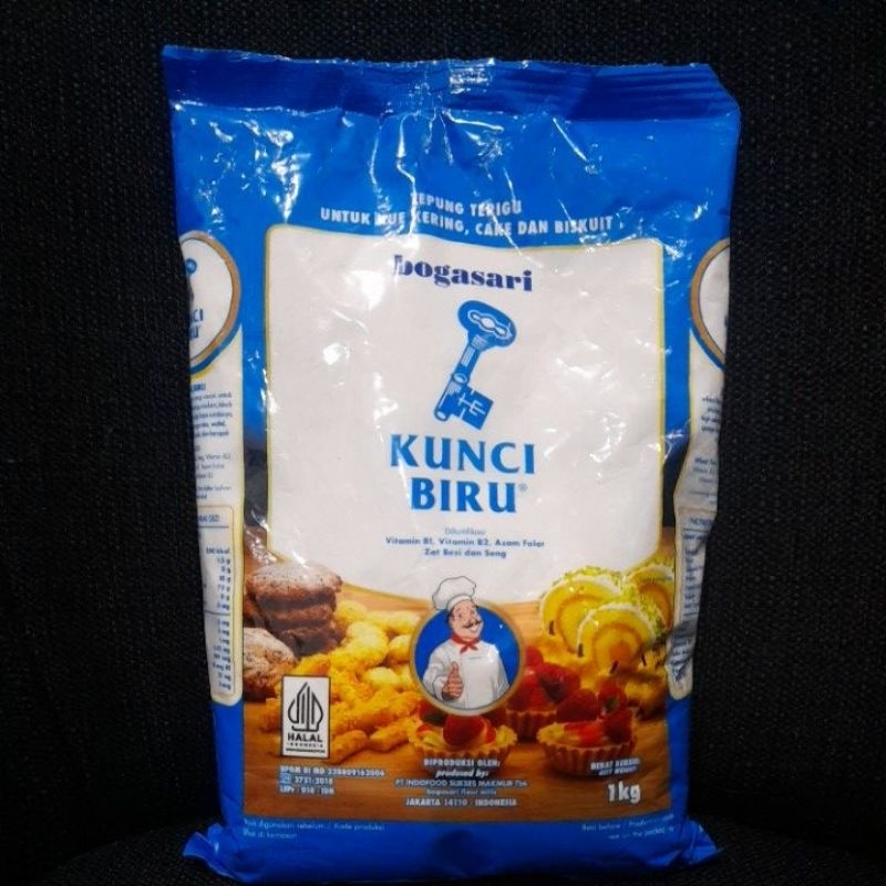 

Tepung Terigu - Bogasari Kunci Biru 1 Kg