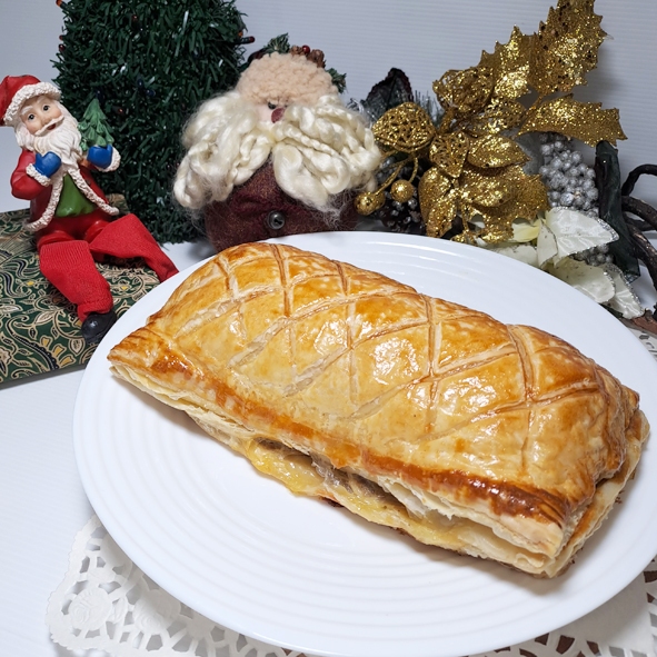 

Picnic Roll untuk perayaan Natal dan Tahun Baru