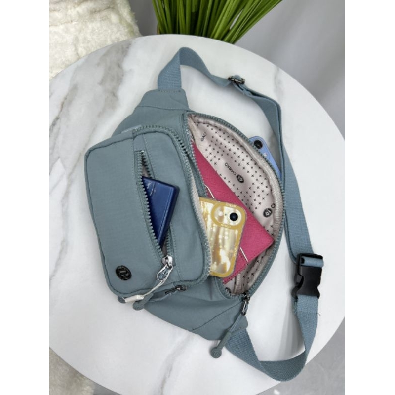 TAS WANITA SLINGBAG PINGGANG CHIBAO 8001-SF