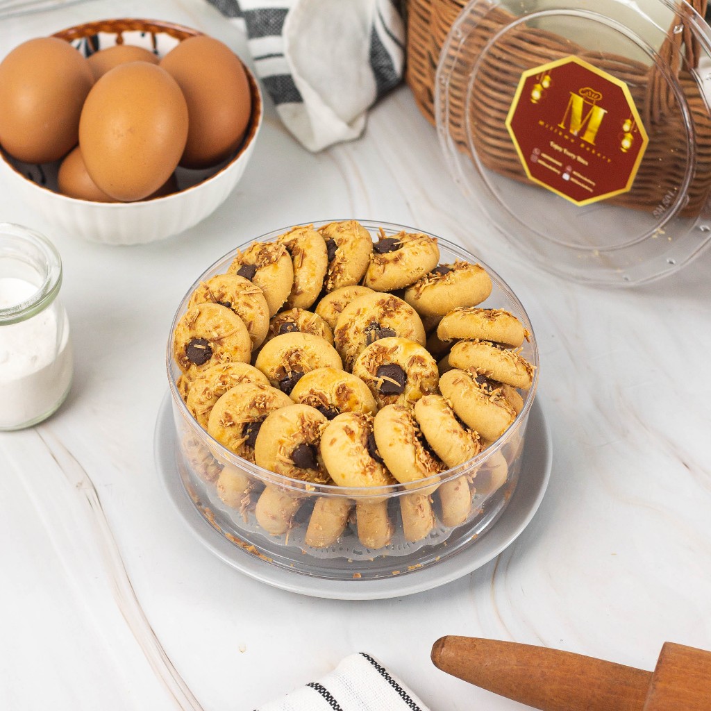 

Kue Thumbprint Choco Cheese Cookies Premium