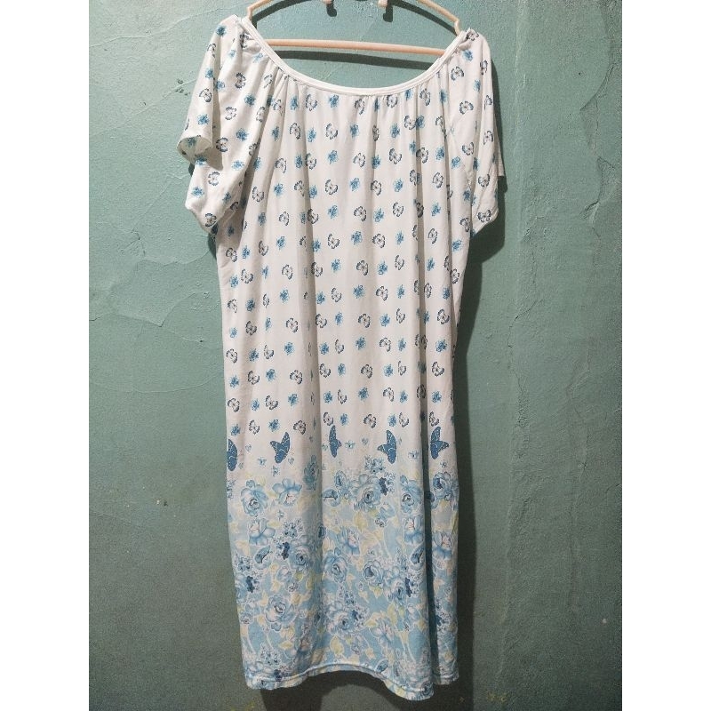 PERLU DASTER BUNGA WARNA BIRU MUDA