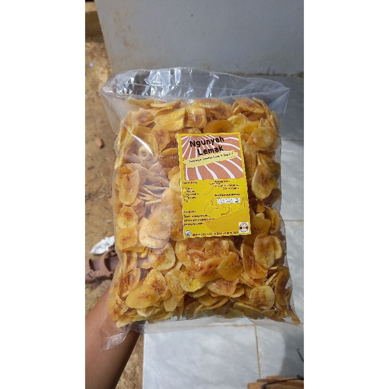 

keripik pisang coklat lumer gurih asin manis asin khas lampung 500 gram