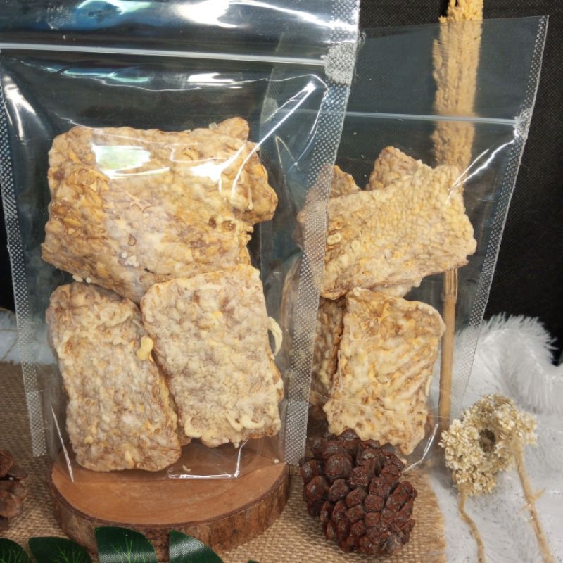 

Onena keripik tempe original renyah gurih nikmat teman setia santaimu