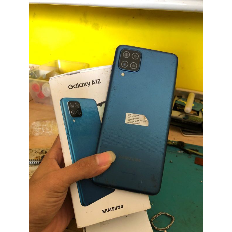 Samsung Galaxy A12 matot