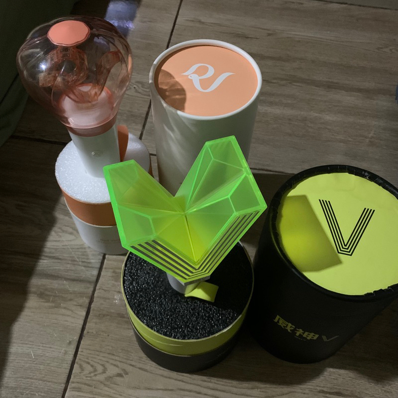 [PRELOVED] READ DESCRIPTION LIGHTSTICK REDVELVET WAYV VER 1