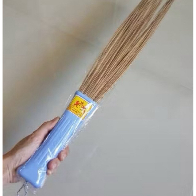 Sapu Lidi Kasur Putih / Sapu Lidi Kasur / Sapu Lidi Serbaguna Sapu Lidi Kasur Penebah 2 Macan Pember