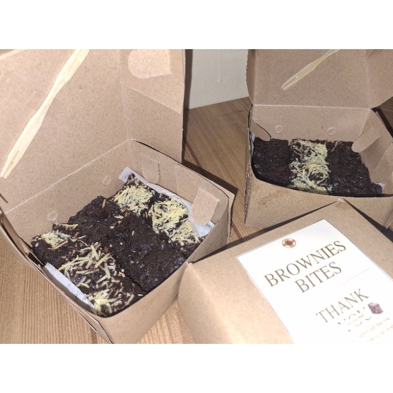

Brownies Bites / Brownies Topping Chochochip Keju