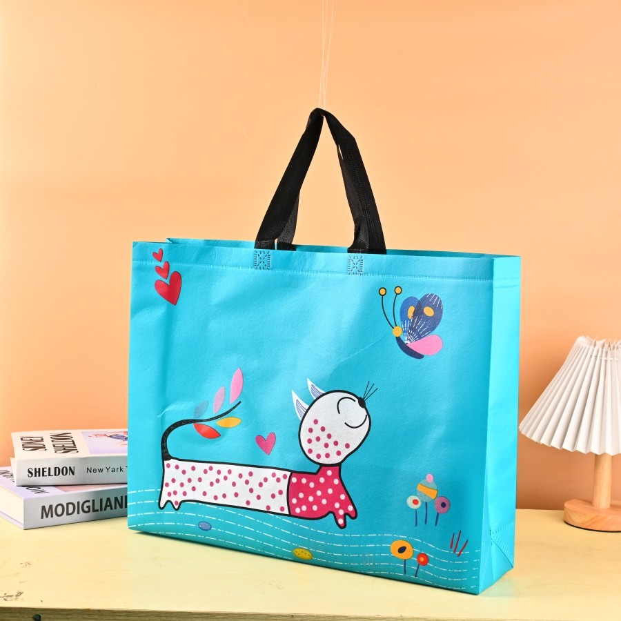 

Tas Jinjing / Tas Belanja / Tas Spunbond / Tas Souvenir / Tas Jinjing Wanita / Tas Lipat / Tas Kado / Kantong Belanja Ukuran 43 x 10 x 32 cm