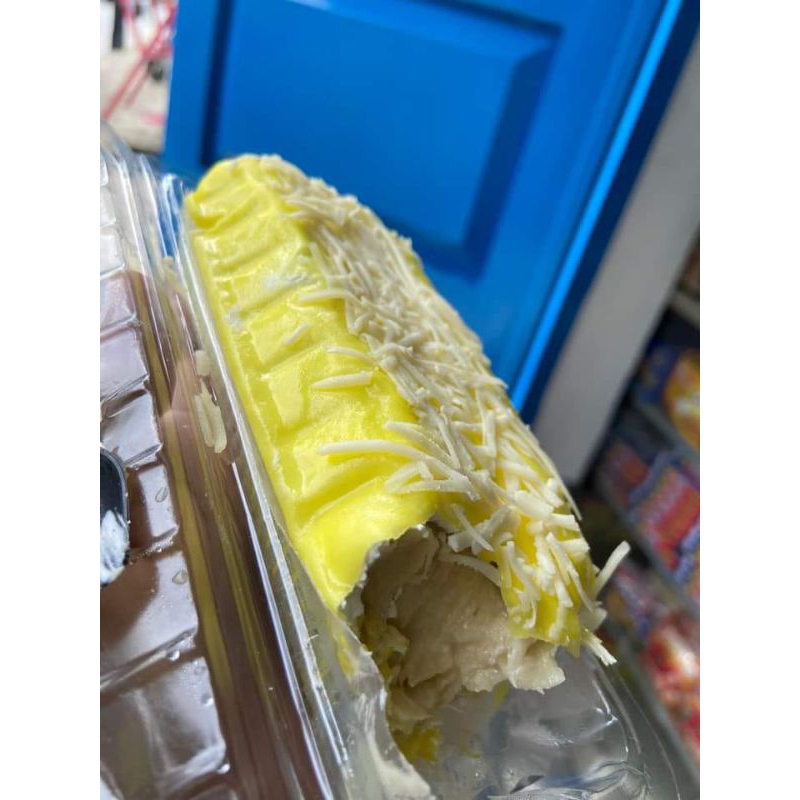 

durian pancake roll