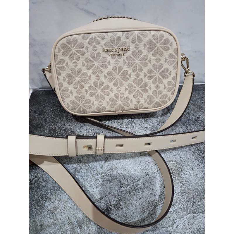 Preloved Kate Spade Mediun Camera Bag