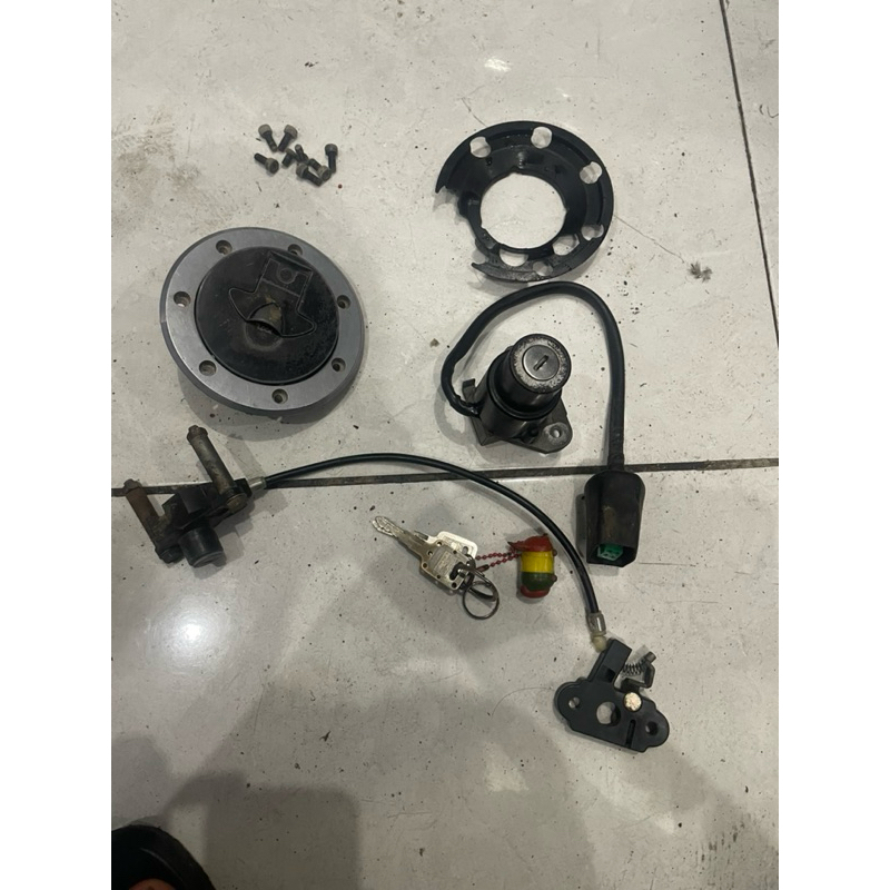 KUNCI SET NINJA RR OLD