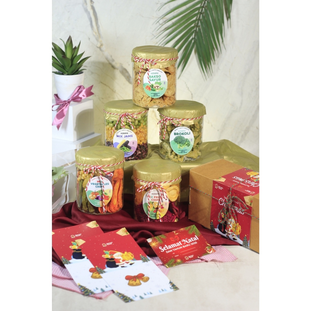 

PAKET HAMPERS NATAL CHRISTMAS 2 JAR 600ML + FREE KARTU UCAPAN + TALI + BOX