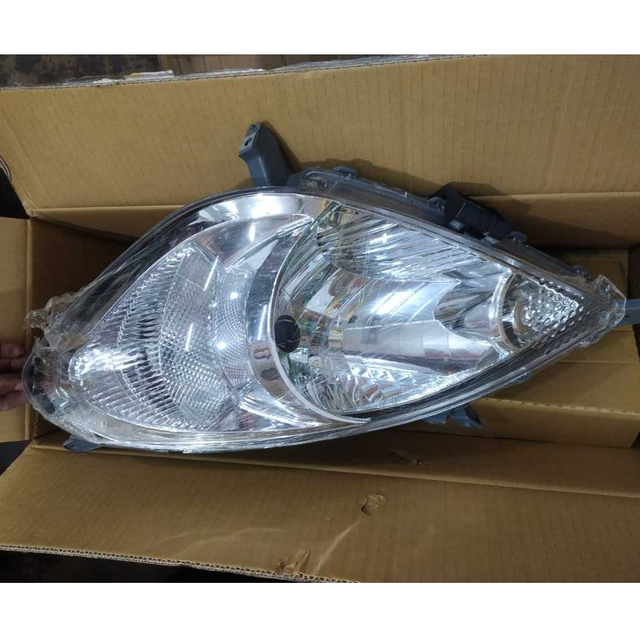 (Acc) HEADLAMP Lampu Depan Mobil INNOVA 2005-2011 KIRI KANAN DEPO