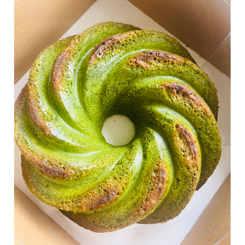 

Gluten-Free, Dairy-Free & Refined Sugar-Free PANDAN Marble Cake