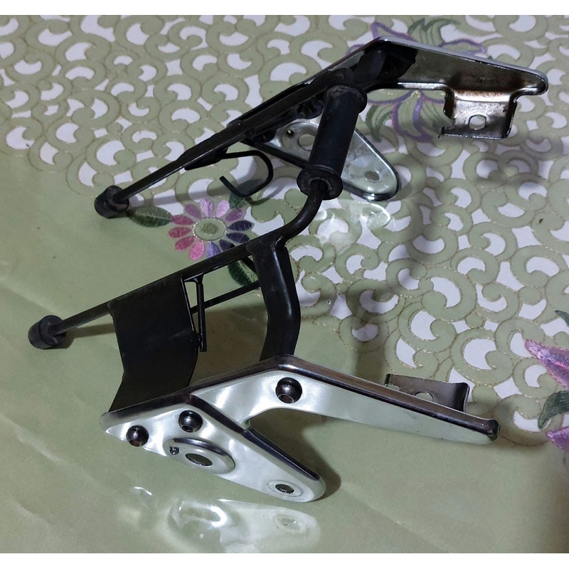 Breket set Kupingan lampu depan rx king original