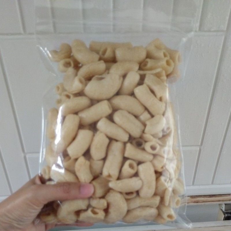 

Cemilan Makaroni Kerupuk uk kira2 150gr