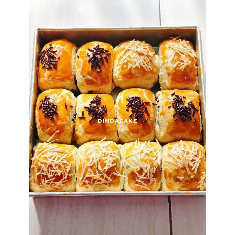 

Bolen pisang isi 8 pcs