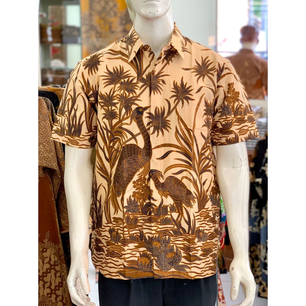 Hem pendek Danar Hadi L6