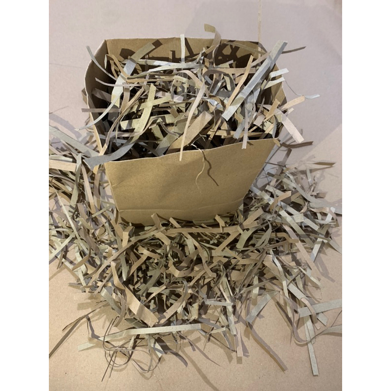 

KERTAS CACAH / SHREDDED PAPER ISI 500-1000GRAM / BAHAN KRAFT 125 GSM