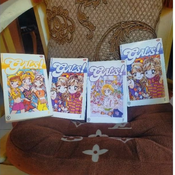 Komik gals gal gyaru bahasa indonesia manga japan jepang japanese anime komik manga