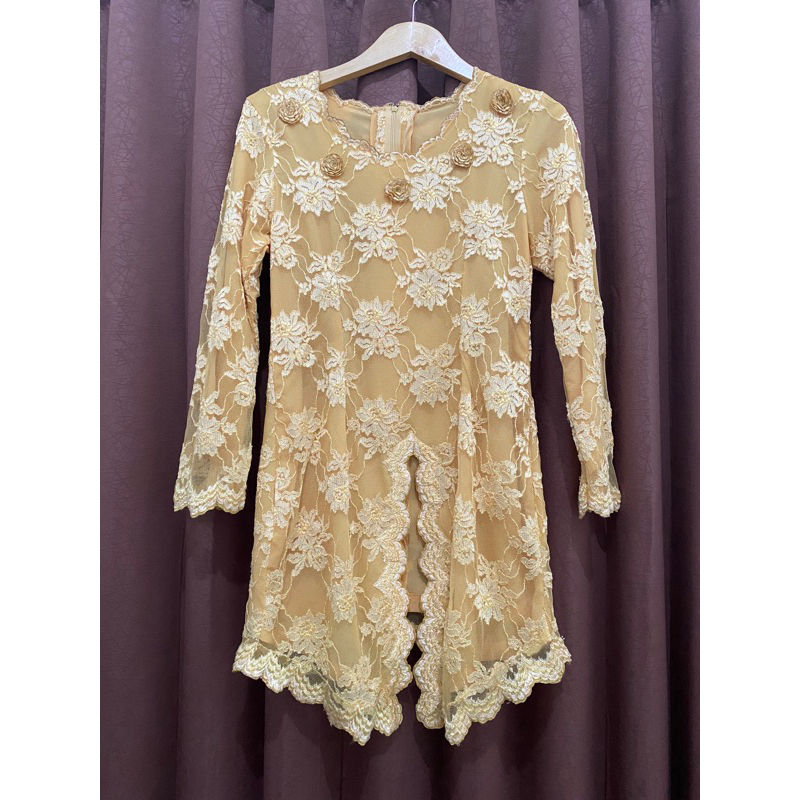 KEBAYA MODERN KEKINIAN WANITA // ATASAN KEBAYA MODERN WANITA // BAJU KEBAYA MODERN // PRELOVED