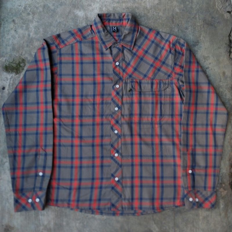 haglofs kemeja flannel second bekas