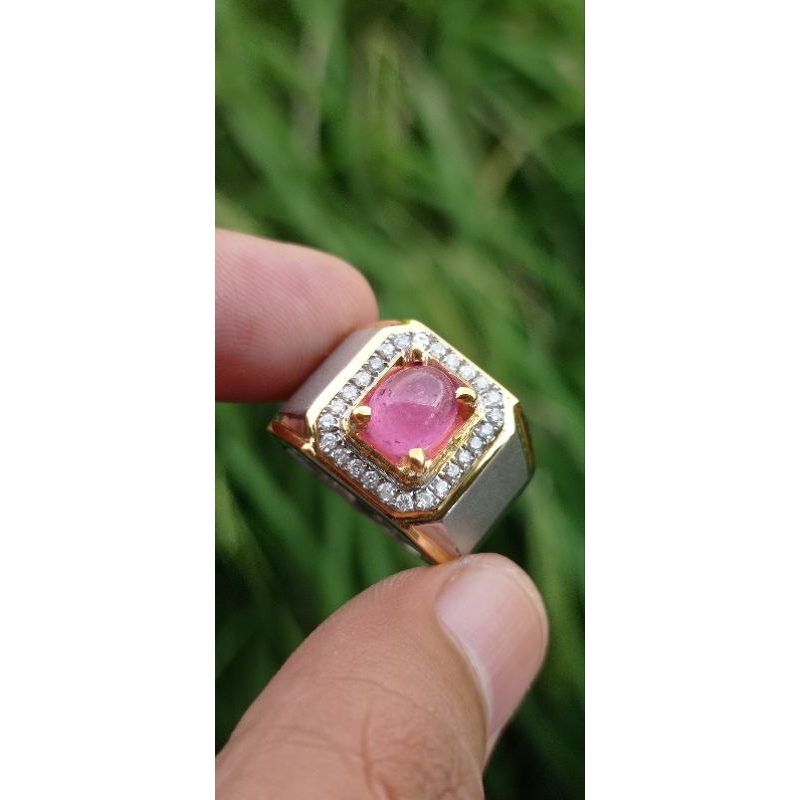 cincin pria mata utama merah Ruby keliling berlian eropah putih