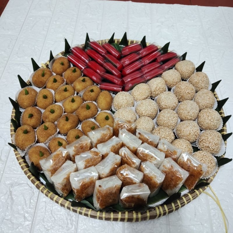 

Kue tampah tradisional