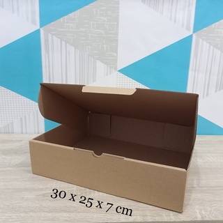 

Kardus 30 x 25 x 7 cm....Die Cut kotak aksesoris