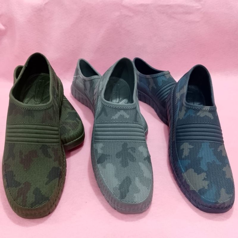 SEPATU CASUAL PRIA SLIP ON/SEPATU KARET ATT DORENG MURAH ANTI AIR ANTI SLIP