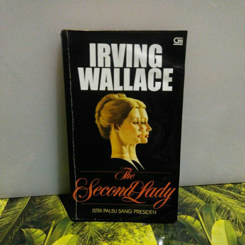 Novel IRING WALLACE