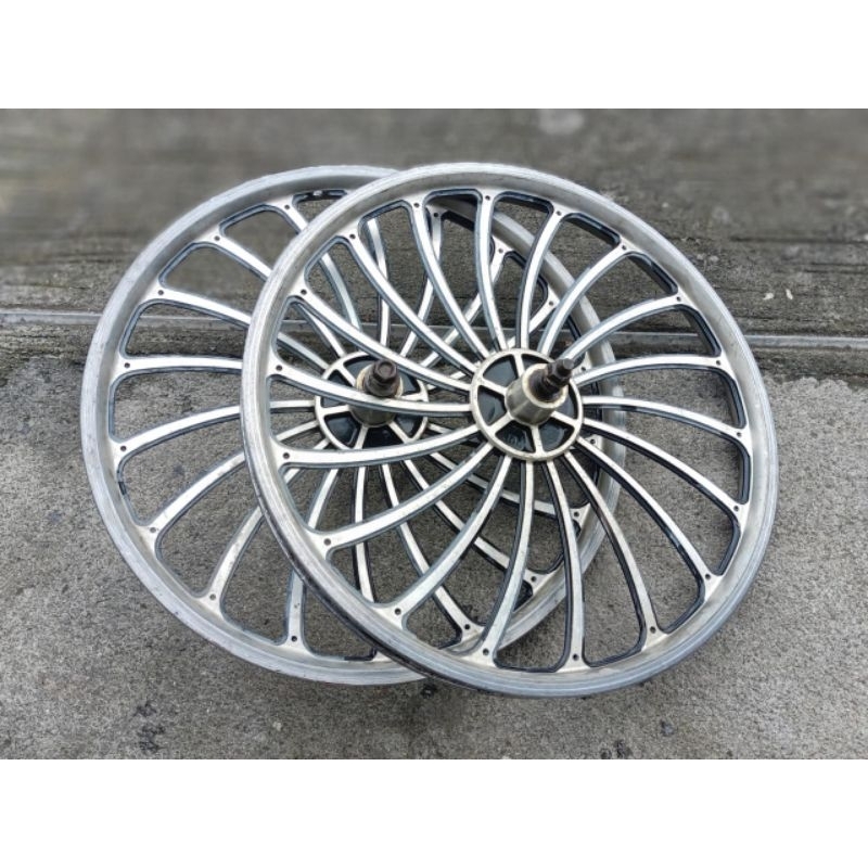 Velg Pelk Pelek Velk Ukuran 20 RACING Alumunium Aloy Alloy Kipas Resing BMX MINION MINITREK Sepeda L