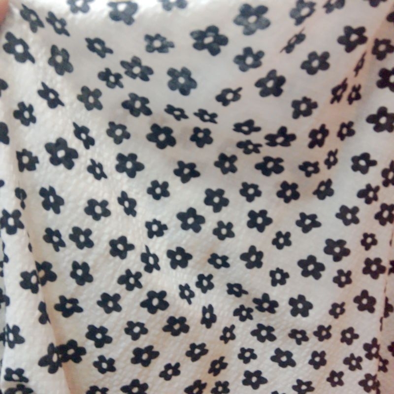 kain katun crinkle - kain katun crinkle motif - kain katun paris meteran - kain katun lq