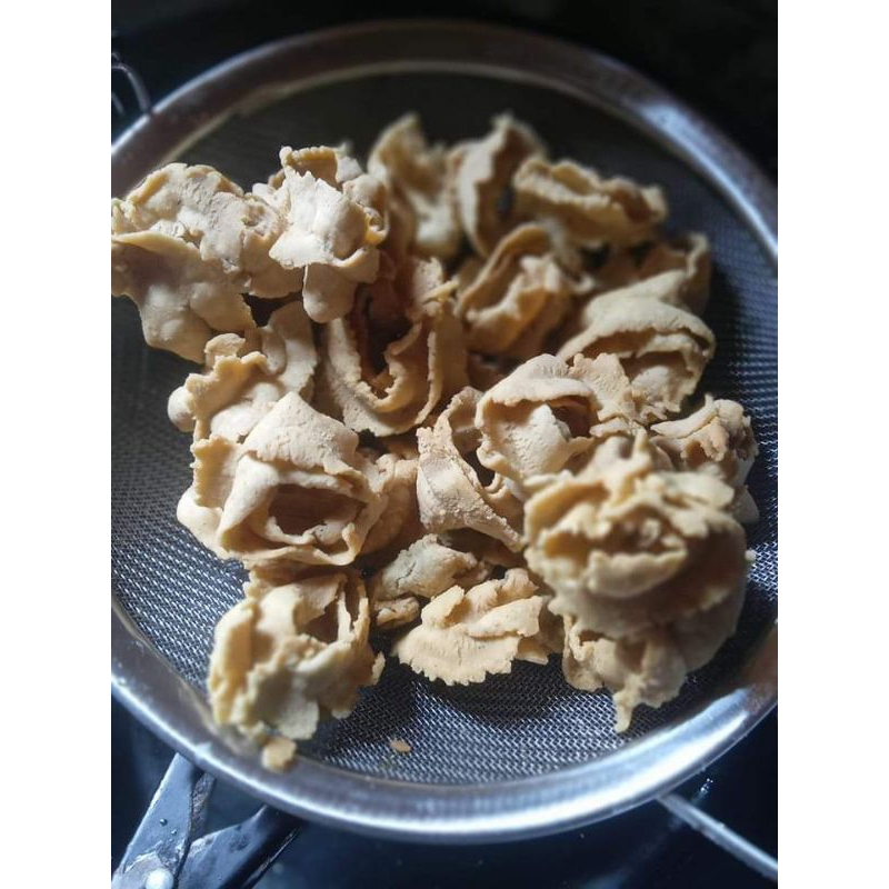 

Kue Bawang Mekar