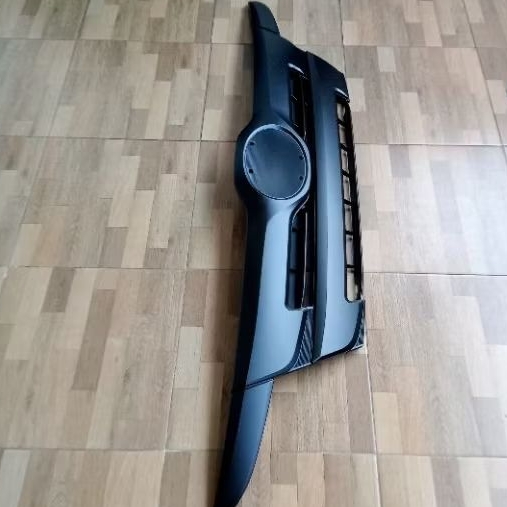 grill Hino Dutro euro 4