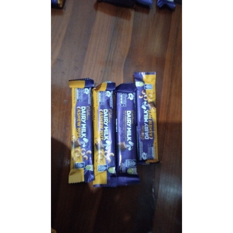 

cadbury dairy milk 30gr