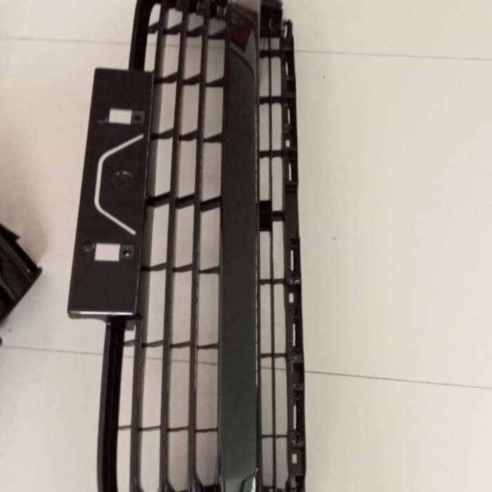 grill ram bumper innova reborn venturer original Toyota Gress