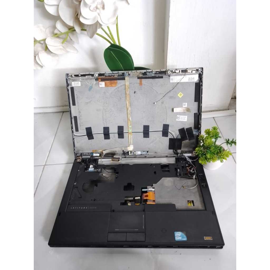 casing laptop dell latitude E4310